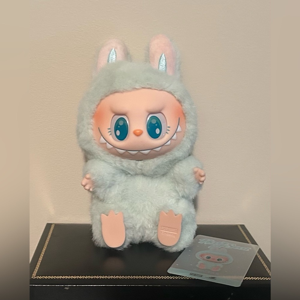 POPMART Labubu Have A Seat - Ququ